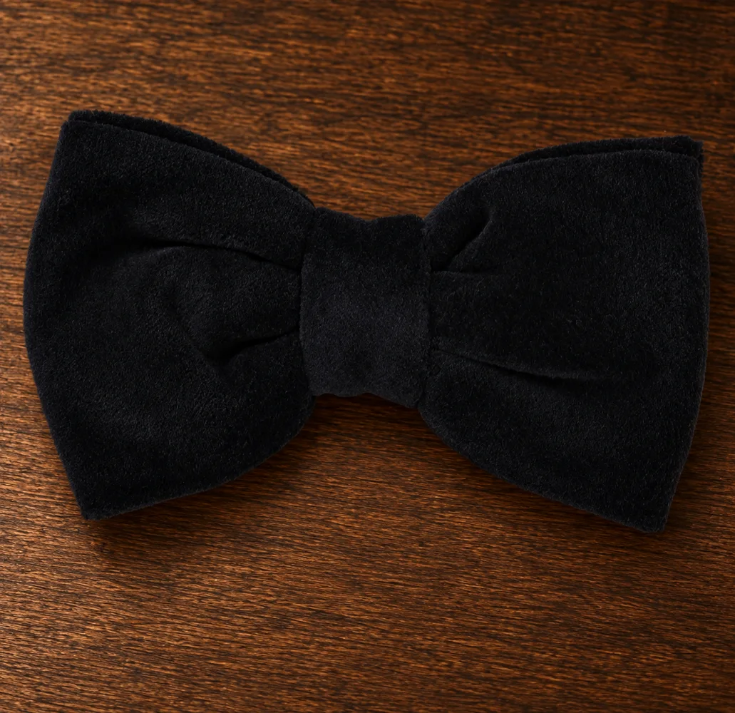 Papillon nero, dettaglio del nodo