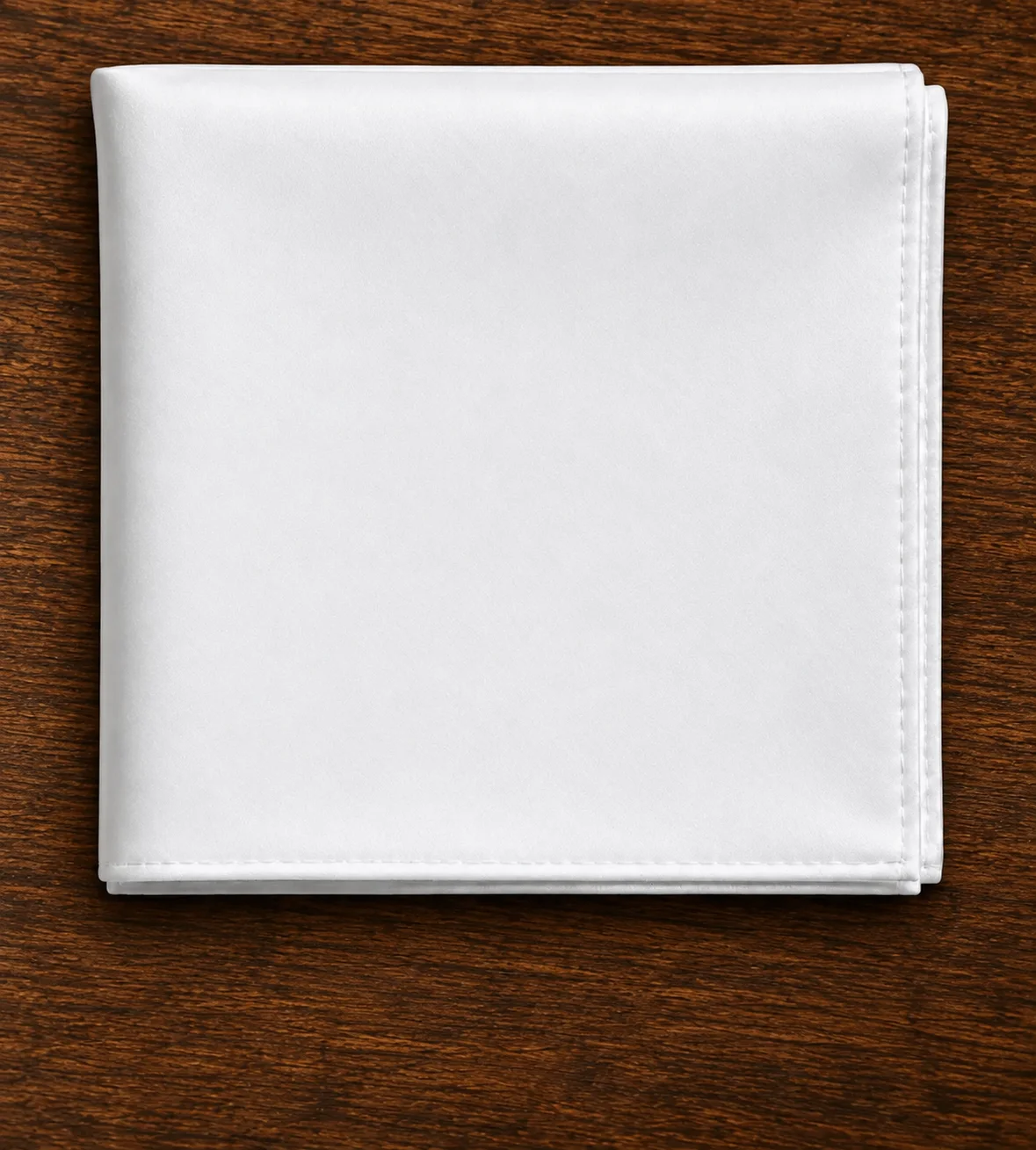 Pochette bianca, dettaglio del bordo